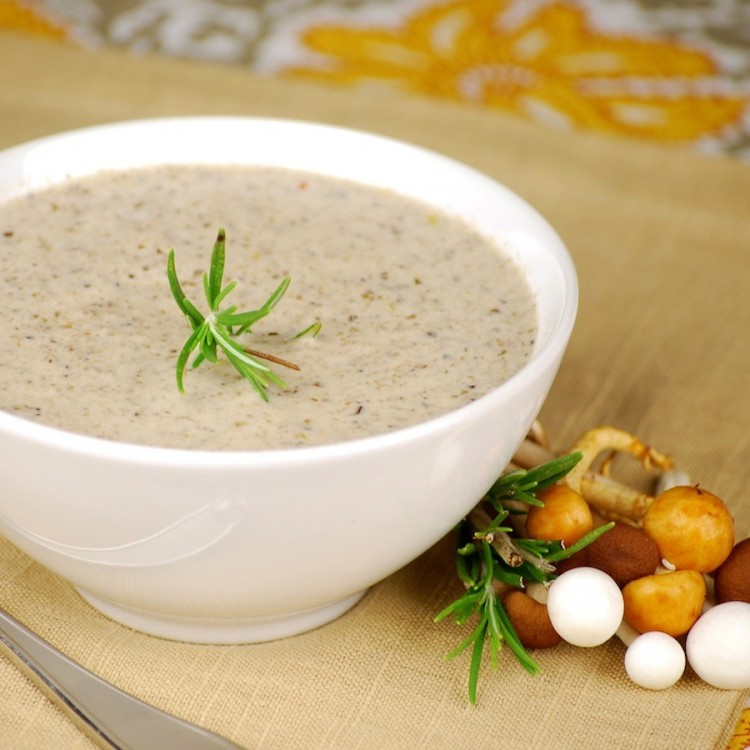 Грибной суп-пюре в мультиварке: рецепт с фото