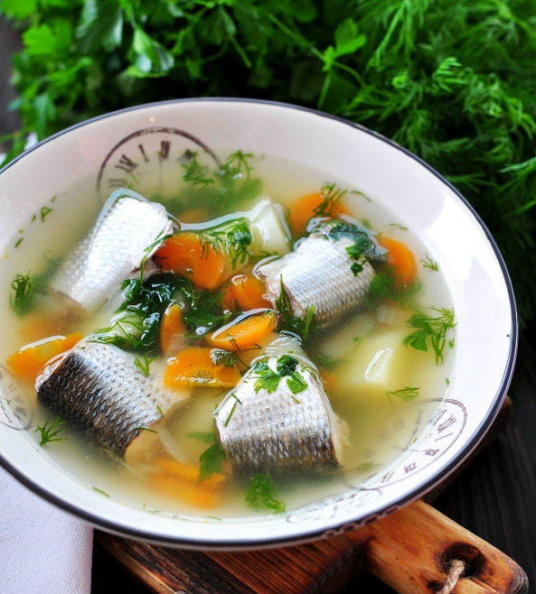 Рыбный суп из кефали в мультиварке: рецепт с фото